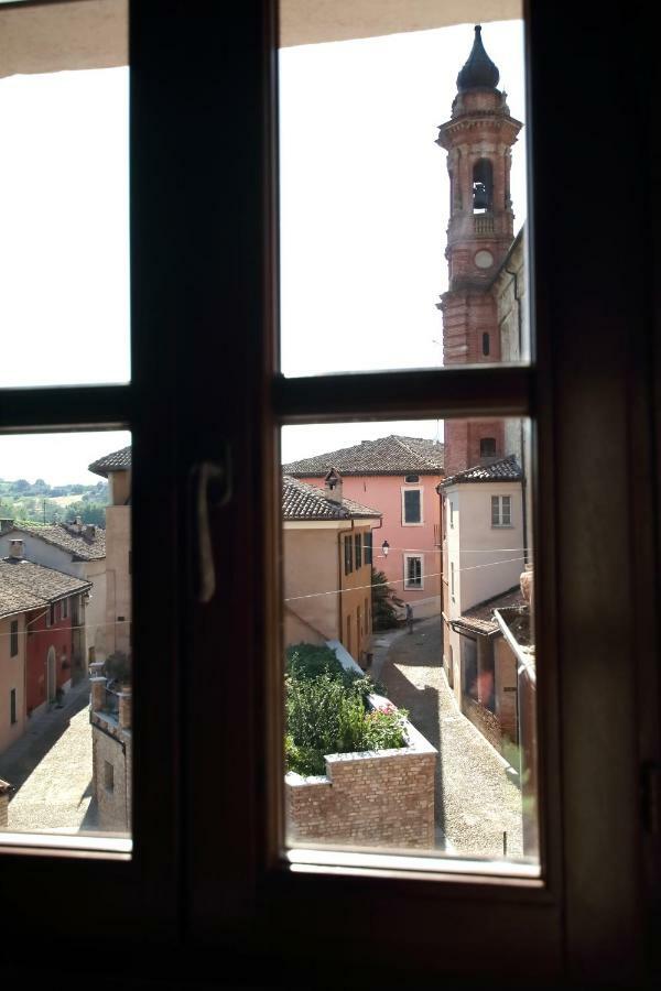 La Rocca Di Efisio Aparthotel Costigliole d'Asti Exterior photo