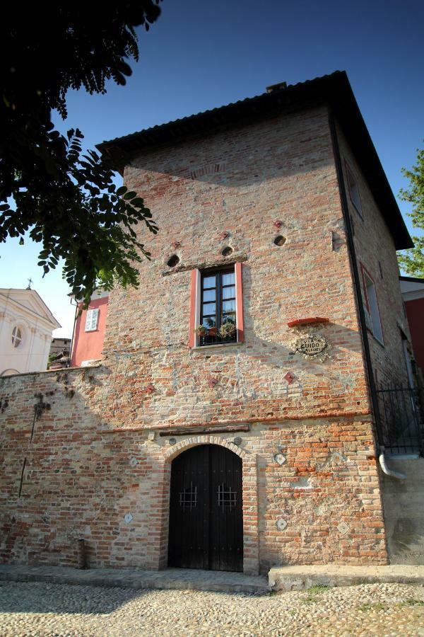 La Rocca Di Efisio Aparthotel Costigliole d'Asti Exterior photo